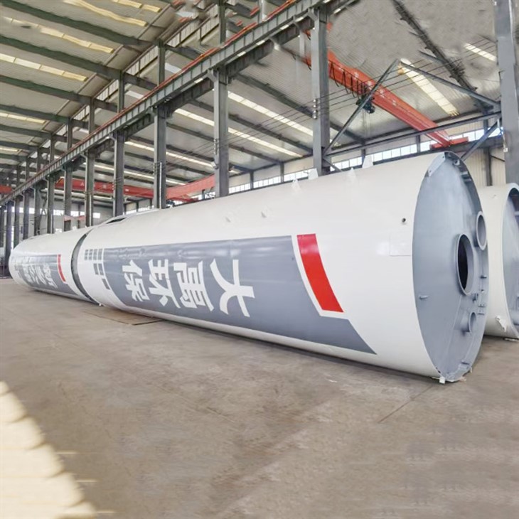 Cemento miltelių bakas